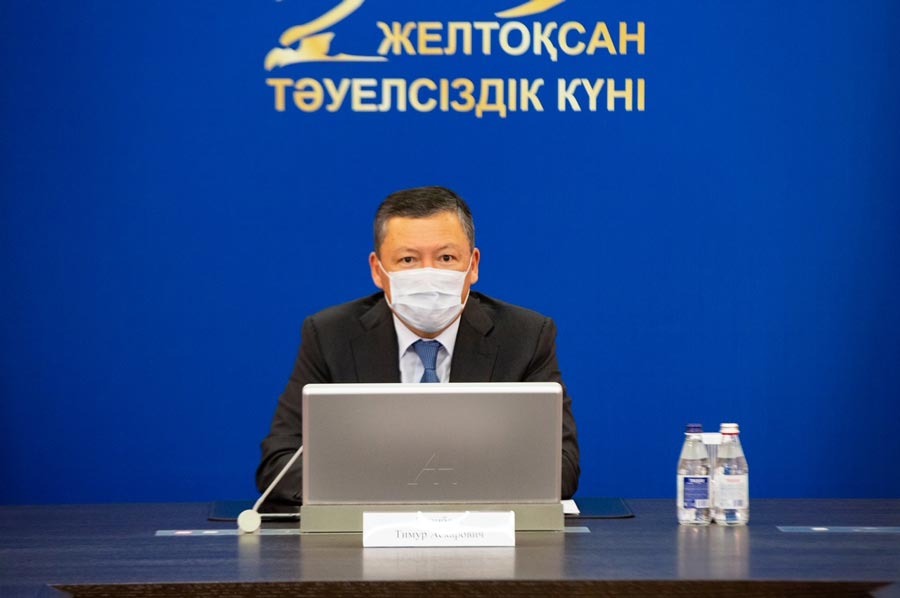 Председатель Ассоциации KAZENERGY Тимур КУЛИБАЕВ поздравил работников нефтегазовой и энергетической отраслей, награжденных государственными и ведомственными наградами. — фото 1