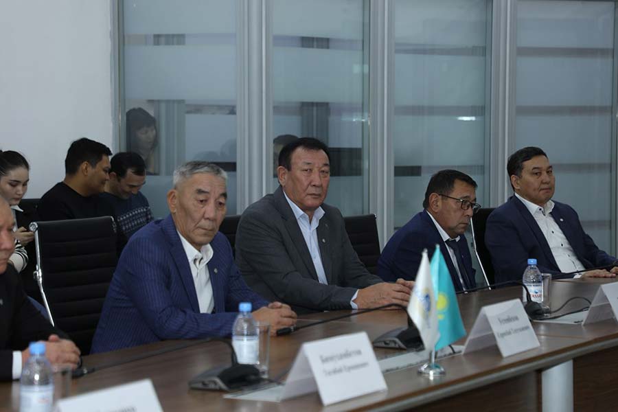 Государственные награды сотрудникам компаний-партнёров ассоциации KAZENERGY — фото 7