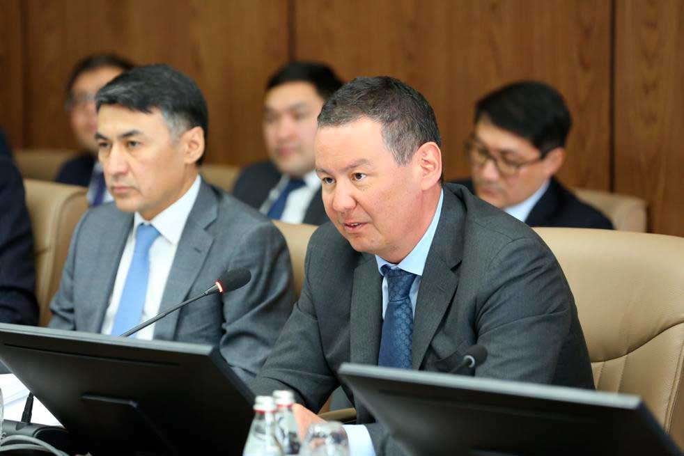 абулгазин@.jpg