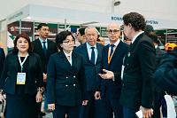 MAX01615.jpg