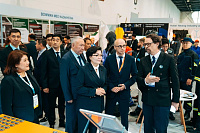 MAX01627.jpg
